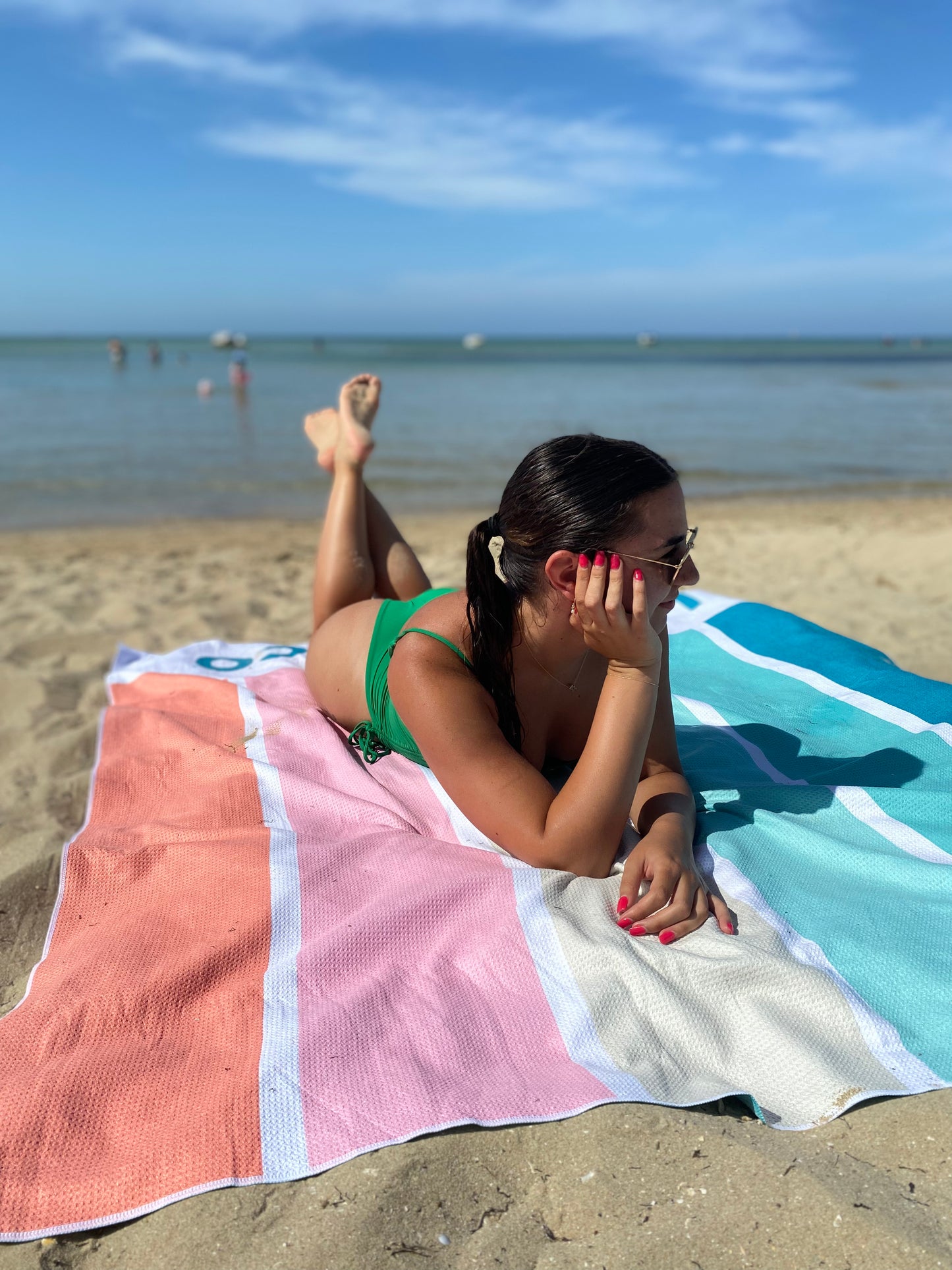 Life of Coco Sand-free beach towel XL reversible 1.8m x 1.6m - Rainbow