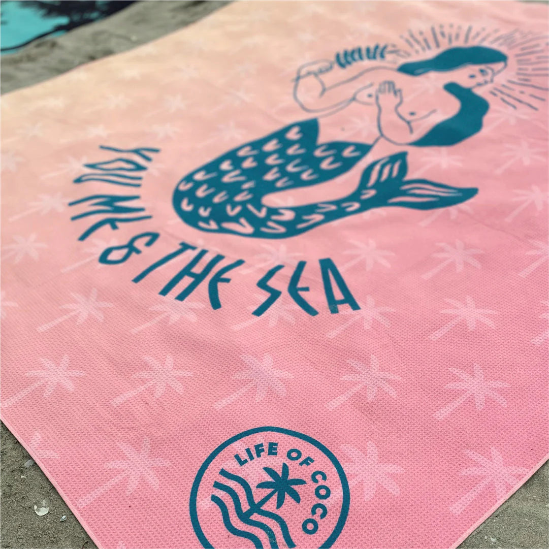 Life of Coco Sand-free beach towel XL reversible 1.8m x 1.6m - Youm Me & the Sea